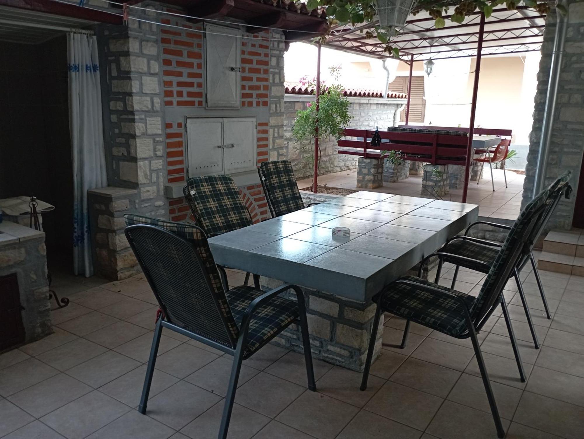 Apartman Sunce 乌马格 外观 照片